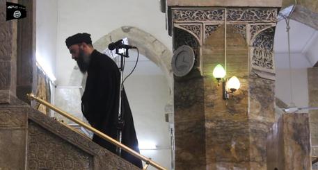 Al Baghdadi appare in immagini in moschea Mosul © ANSA