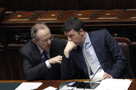 Pier Carlo Padoan e Matteo Renzi © ANSA