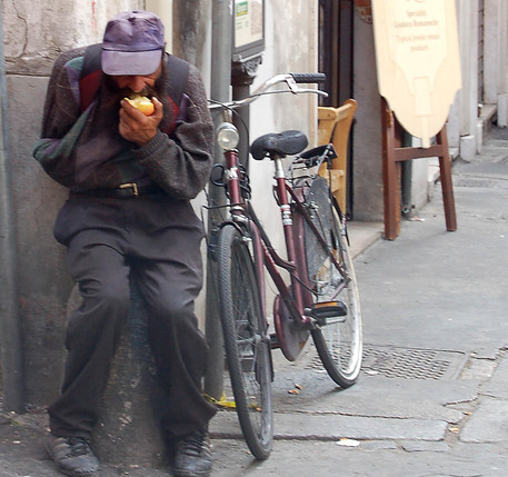 In Italia i piu' poveri guadagnano un decimo dei piu' ricchi © ANSA 