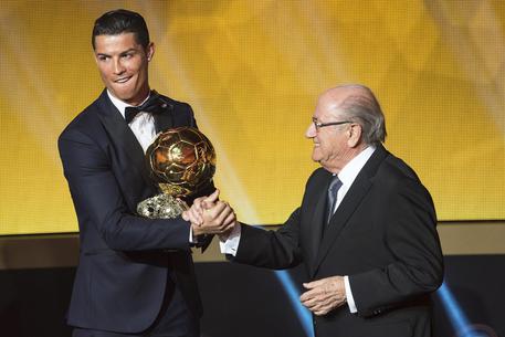 Pallone d'oro a Cristiano Ronaldo © EPA