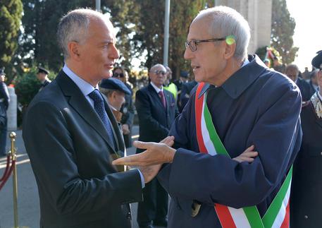 Il neo commissario di Roma Francesco Paolo Tronca e il prefetto Franco Gabrielli © ANSA