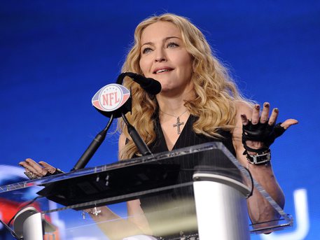 Madonna, pentita di acquisto smartphone al figlio © EPA
