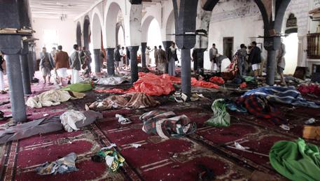 Yemen, attacchi a moschee © AP