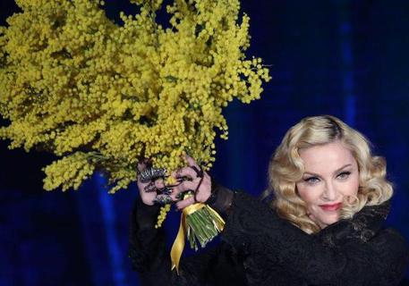 Madonna da Fazio per l'8 marzo 2015 © Ansa