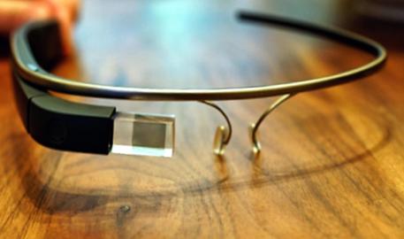 Google Glass, addio anche ai profili social del dispositivo © ANSA