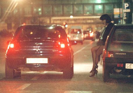 Sesso in auto con prostituta rumena