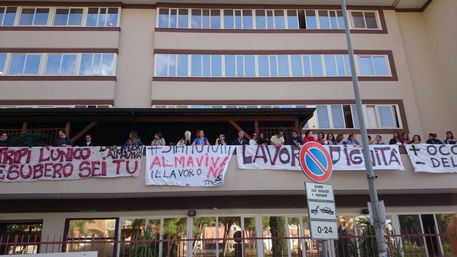 Protesta dipendenti Almaviva © ANSA