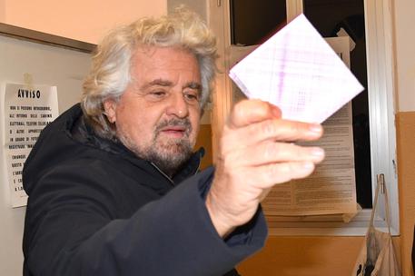 Referendum: Grillo, se italiani scelto 'S' lo rispetto © ANSA