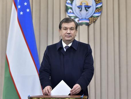 Il presidente Uzbeko Shavkat Mirziyoyev © EPA