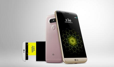 LG lancia lo smartphone modulare © ANSA