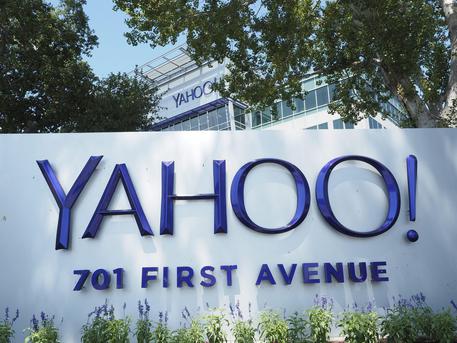 Yahoo! fissa scadenza 11 aprile per offerte acquisto © EPA