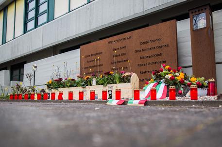 L'anniversario del disastro aereo Germanwings © EPA