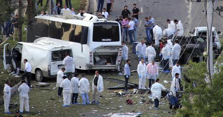 Turchia: bomba Diyarbakir, 3 morti e 22 feriti © AP