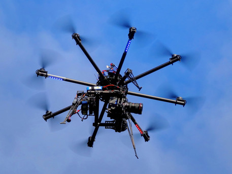 Da contadini a reporter, i droni sempre sono destinati a essere sempre più presenti nella vita quotidiana (fonte: Robert Lz) © Ansa