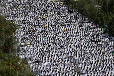 Milioni di musulmani alla Mecca per l'Hajj © EPA