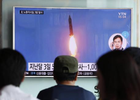 Corea Nord lancia 3 missili © ANSA 