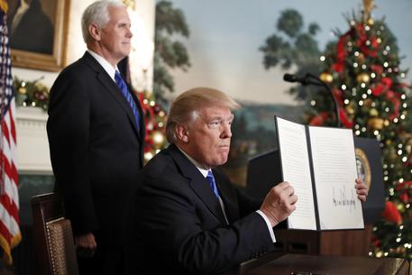 Donald Trump,Mike Pence © AP