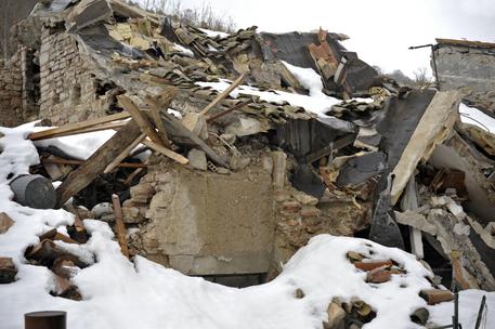 Terremoto: macerie e crolli a Visso (Macerata) © ANSA