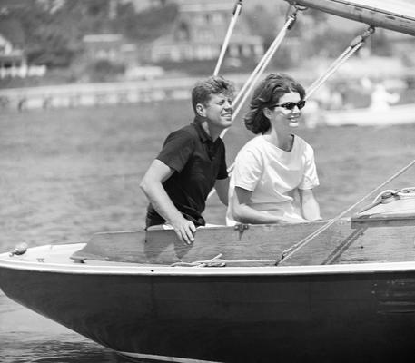 John Kennedy, Jacqueline Kennedy © AP