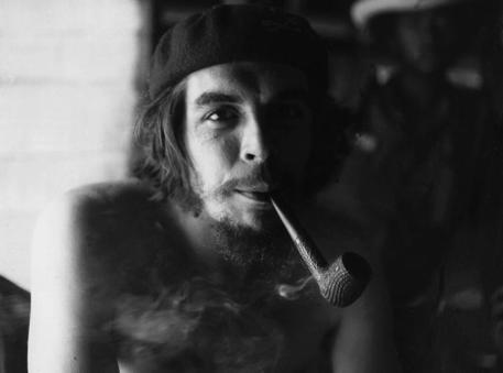 Una foto del 1958 di Ernesto Che Guevara © ANSA 