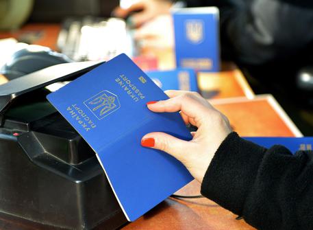 Un passaporto © EPA