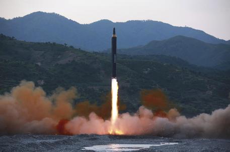 Foto d'archivio di un missile lanciato dalla Corea del Nord © ANSA