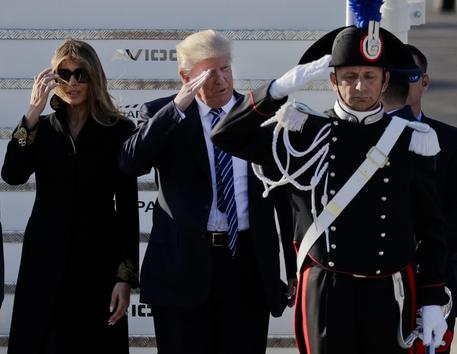 L'arrivo di Trump e sua moglie Melania a Roma © AP