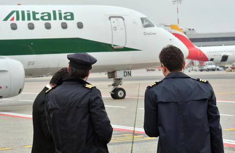 Per personale Alitalia in pista la cassa straordinaria © ANSA