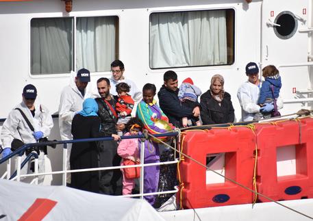 Ottanta migranti morti in naufragio nel Mediterraneo © ANSA