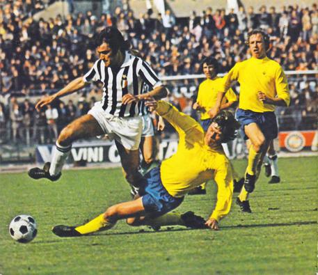 Cuccureddu in azione con la Juventus © ANSA