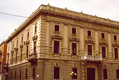 Palazzo del Banco di Sicilia a Siracusa © ANSA