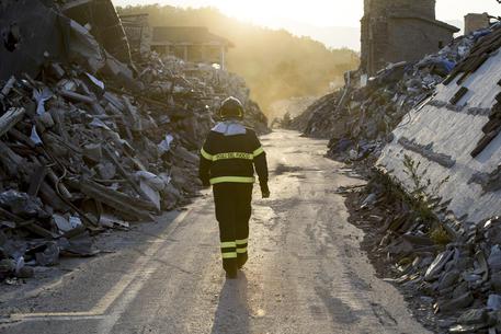 Terremoto un anno dopo, migliaia tonnellate macerie da smaltire © ANSA