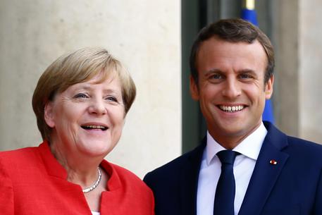Angela Merkel ed Emmanuel Macron all'Eliseo © AP
