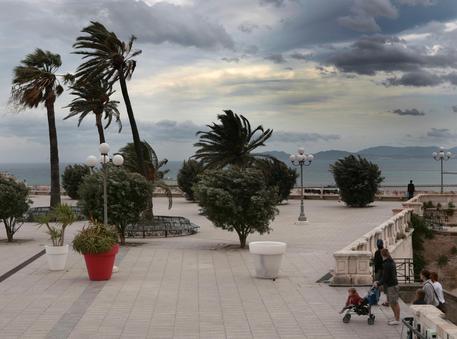 Maltempo: forte vento a Cagliari © ANSA