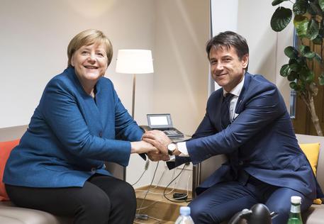Il premier italiano Giuseppe Conte e la cancelliera tedesca Angela Merkel © ANSA