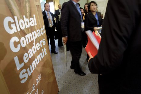 Delegati Ue a un summit sul Global Compact in una foto d'archivio © EPA