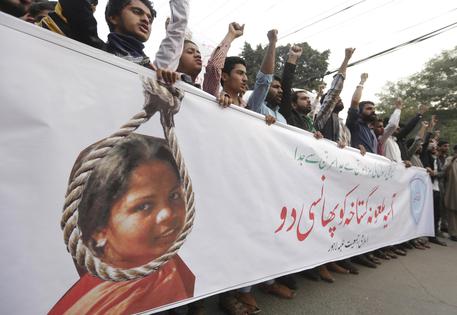 Una manifestazione contro Asia Bibi in Pakistan © EPA