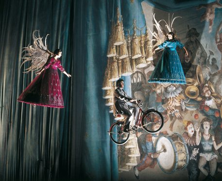 Risultati immagini per corteo cirque du soleil milano