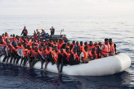 Naufragio in Libia, 100 migranti dispersi (ARCH.) © AP