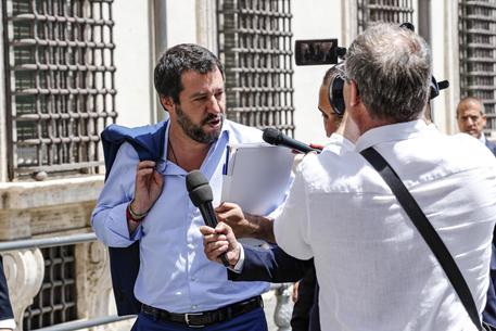 Il ministro dell'Interno Matteo Salvini arriva a Montecitorio nella giornata del voto di fiducia al Governo Conte © ANSA