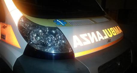 Ambulanza notte del 118 © ANSA