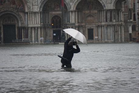 BAD WEATHER IN VENICE © ANSA