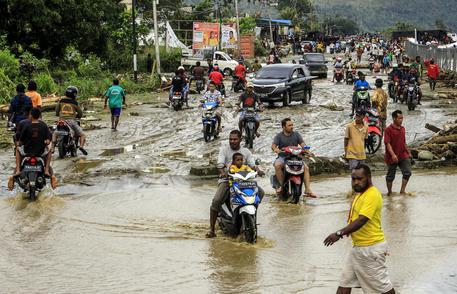 Alluvioni in Papua indonesiana fanno 50 morti © EPA