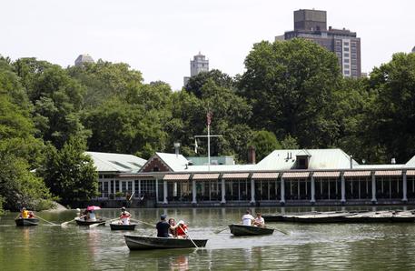 Miliardario salva ristorante Central Park da chiusura  © Ansa