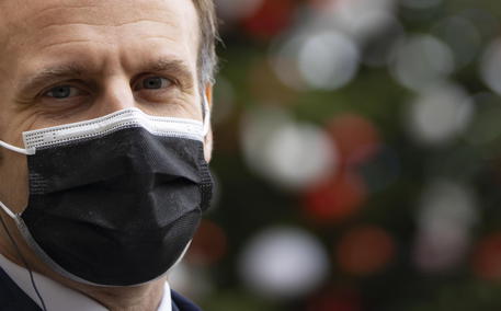 Emmanuel Macron in una foto di archivio © EPA