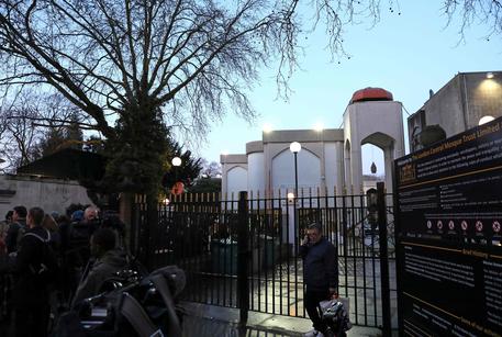 La moschea di Londra dove c'è stato l'accoltellamento (foto Ap Isabel Infantes) © AFP