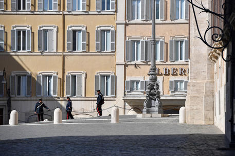 L'ingresso di Montecitorio (Foto d'archivio) © ANSA/ALESSANDRO DI MEO