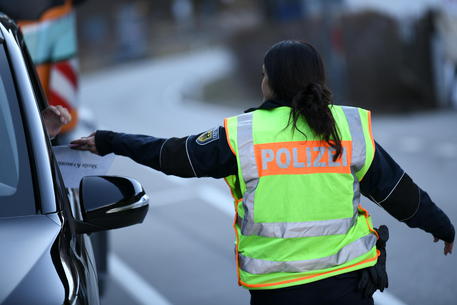 Germania, controlli in strada © EPA