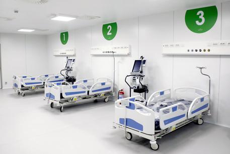 Un reparto del nuovo ospedale Covid Fiera di Milano il giorno dell'inaugurazione © ANSA