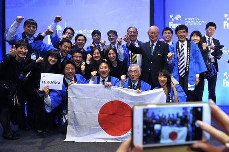 Festeggiamenti per l'assegnazione dei Mondiali di nuoto a Fukuoka © ANSA 
